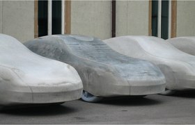 Porsche Skulpturen aus Beton